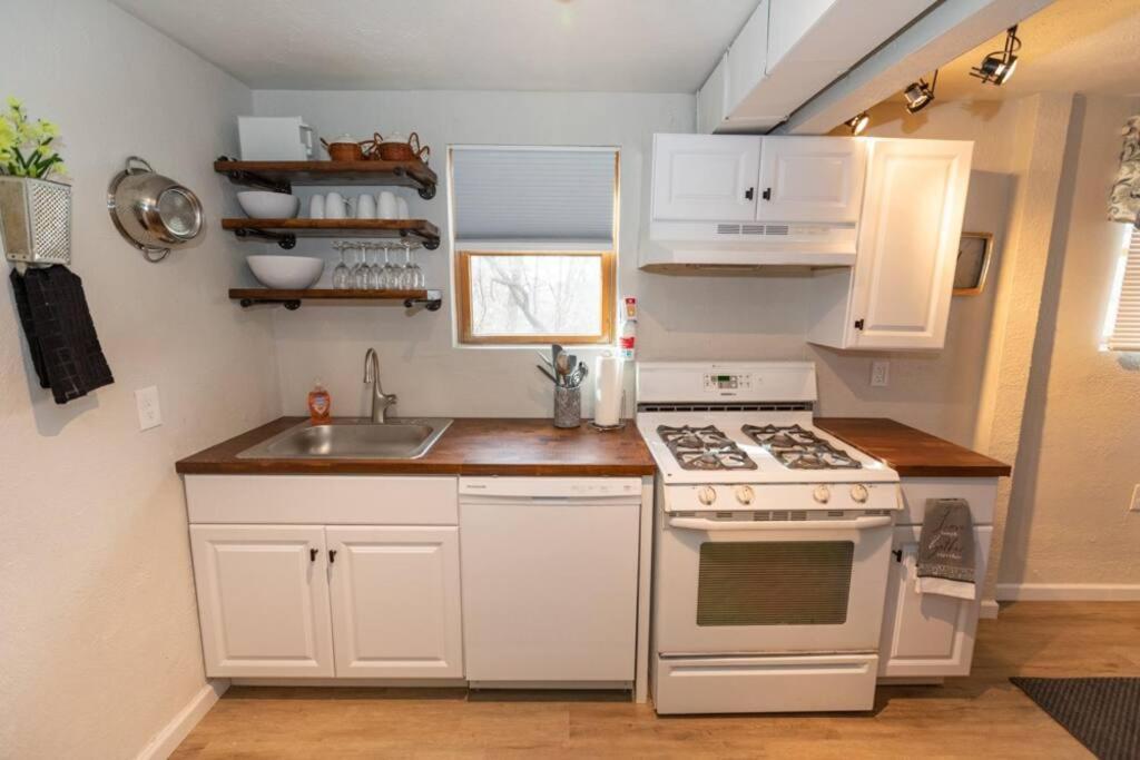 Cozy & Comfy Cottage In The City - W Parking 匹兹堡 外观 照片