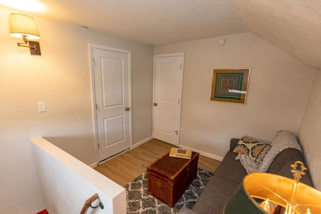 Cozy & Comfy Cottage In The City - W Parking 匹兹堡 外观 照片